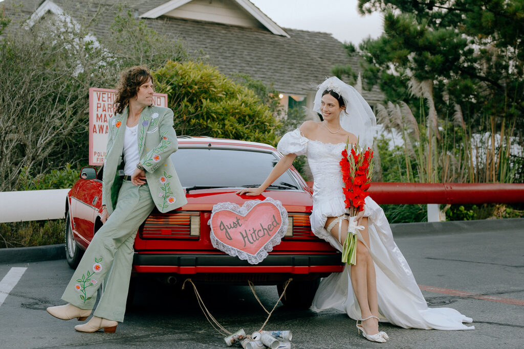 Perfect Wedding Venue For Your Vintage Themed Wedding: Madonna Inn